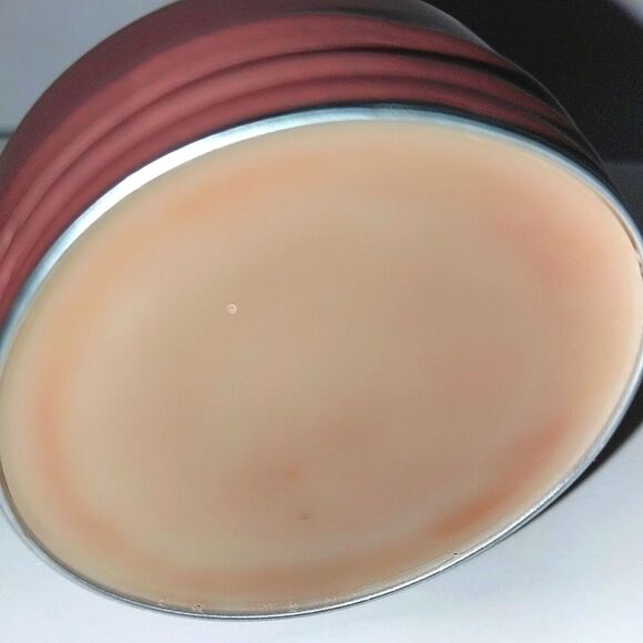 Hand crafted natural tea tree lip balm - Picture 5 of 7